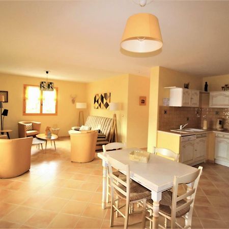 Residence U Melu Grand T3 Jaune A L'Etage 티우시아 외부 사진